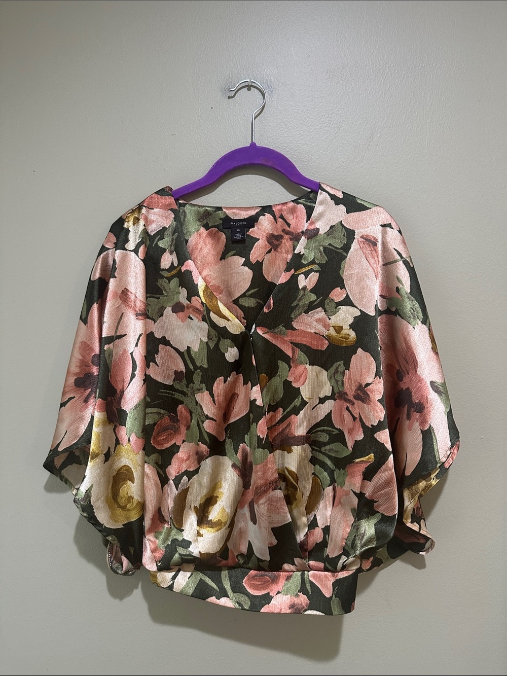 🔥Halogen Pink & Green Floral Satin Dolman Blouse